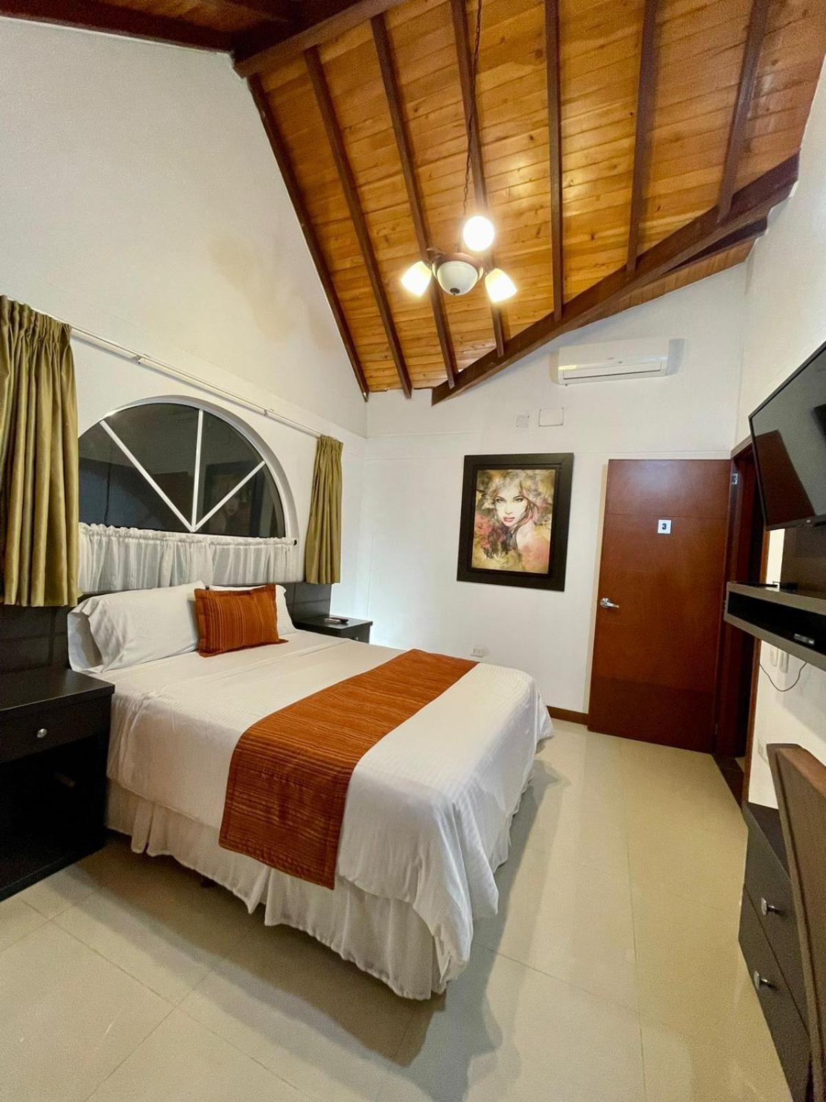 Serenity Suites Casa Boutique Bucaramanga Bagian luar foto