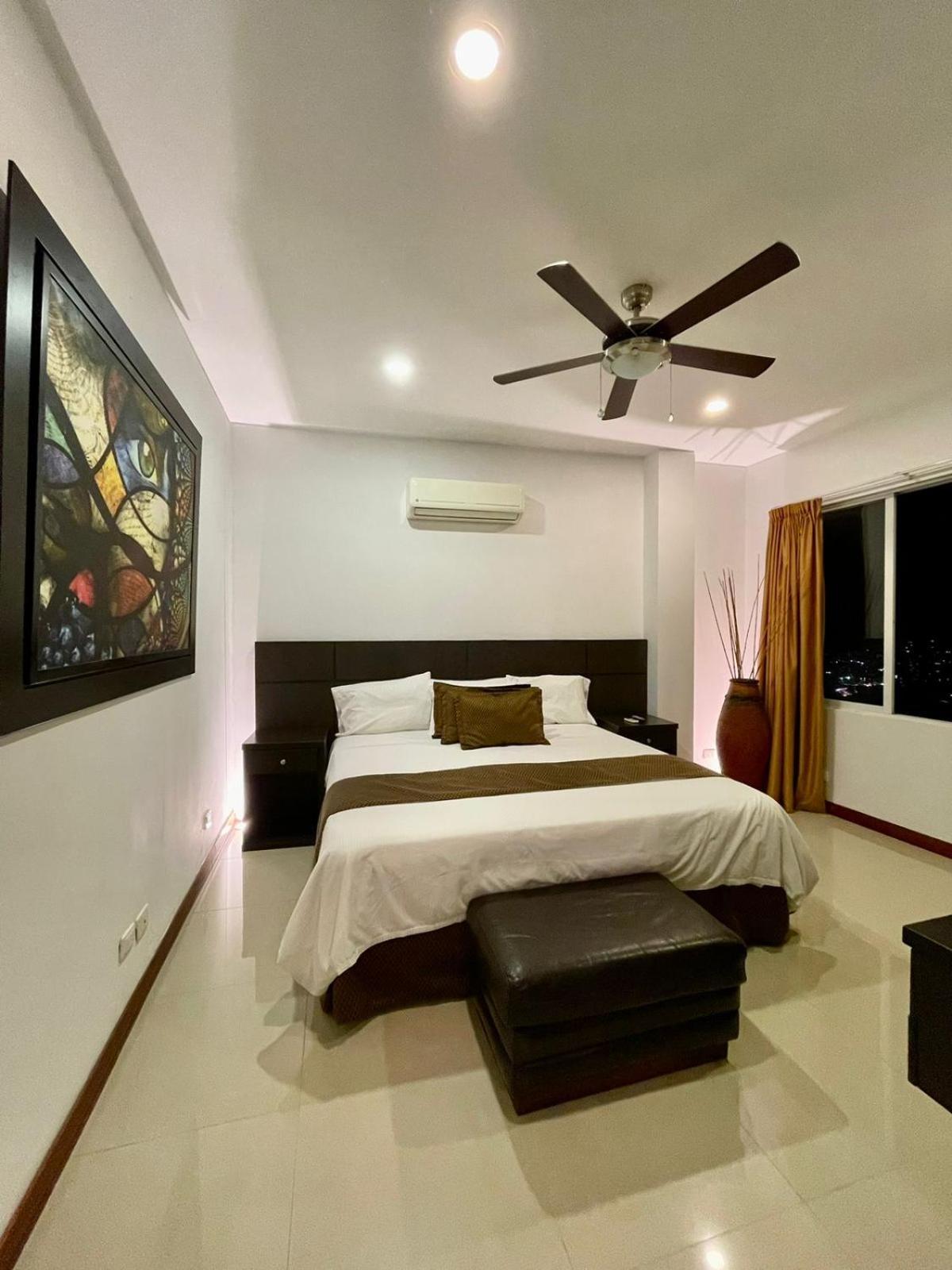Serenity Suites Casa Boutique Bucaramanga Bagian luar foto