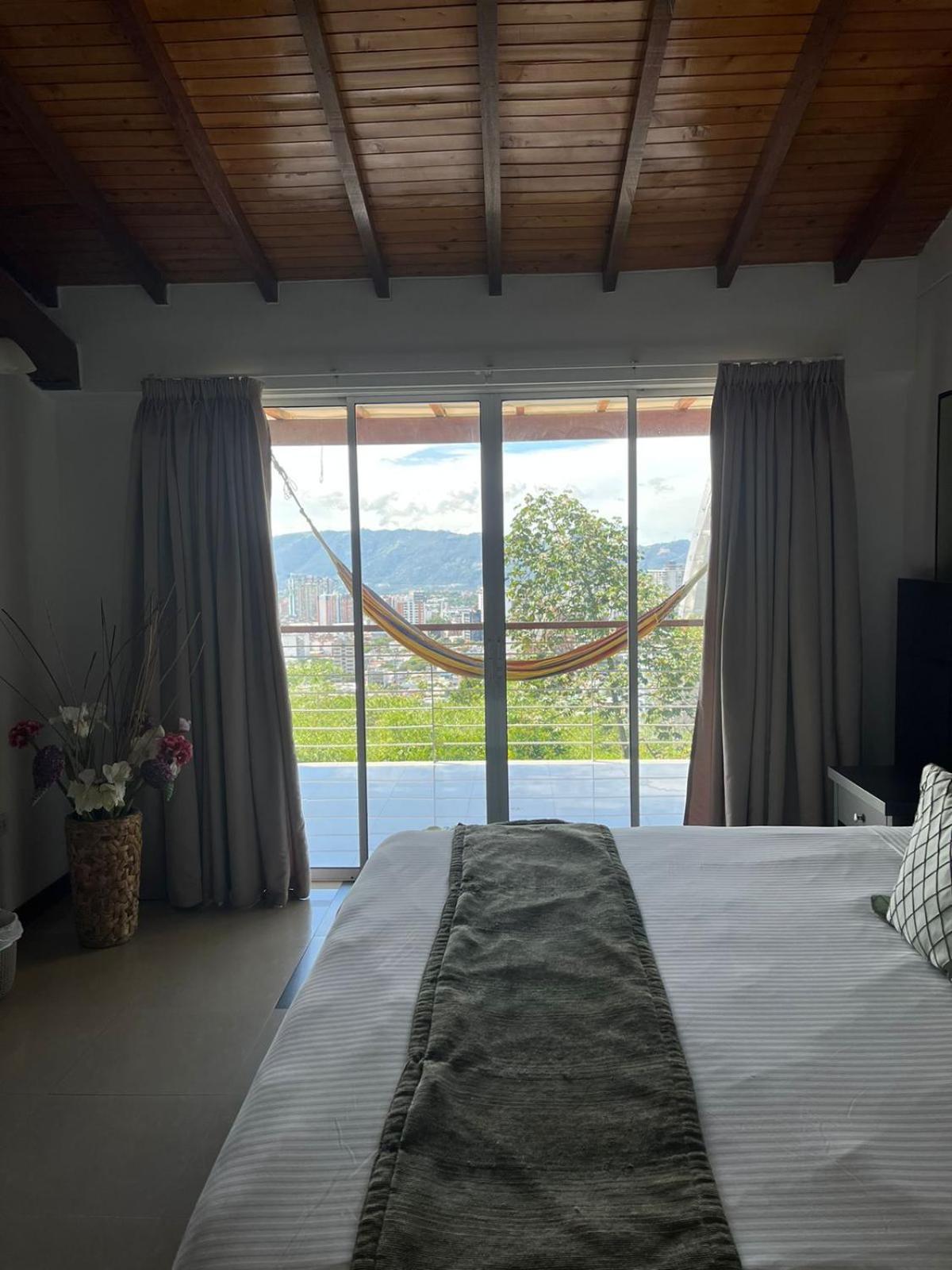 Serenity Suites Casa Boutique Bucaramanga Bagian luar foto