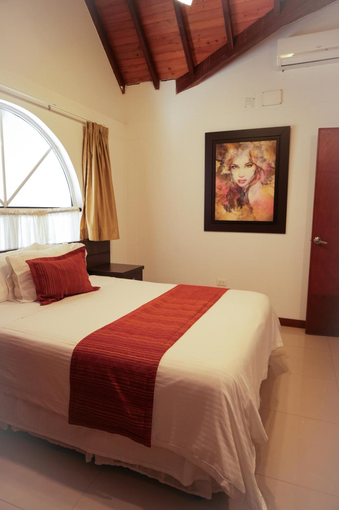 Serenity Suites Casa Boutique Bucaramanga Bagian luar foto