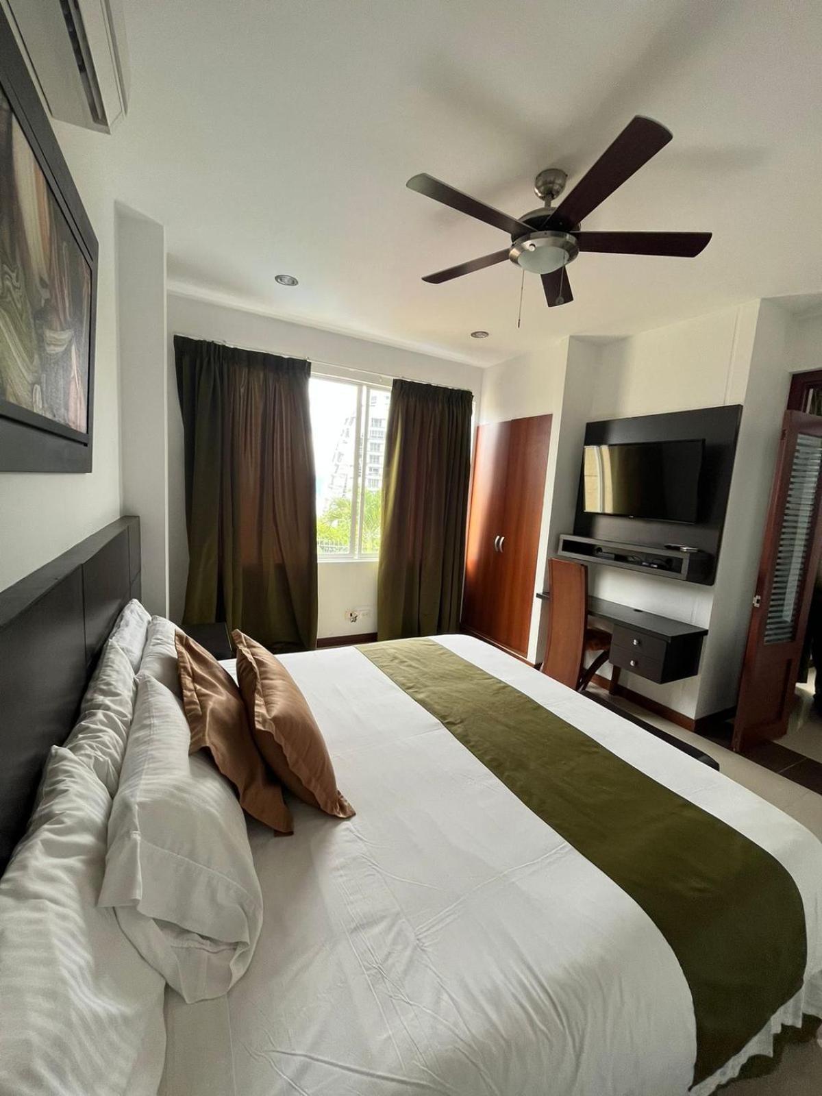 Serenity Suites Casa Boutique Bucaramanga Bagian luar foto